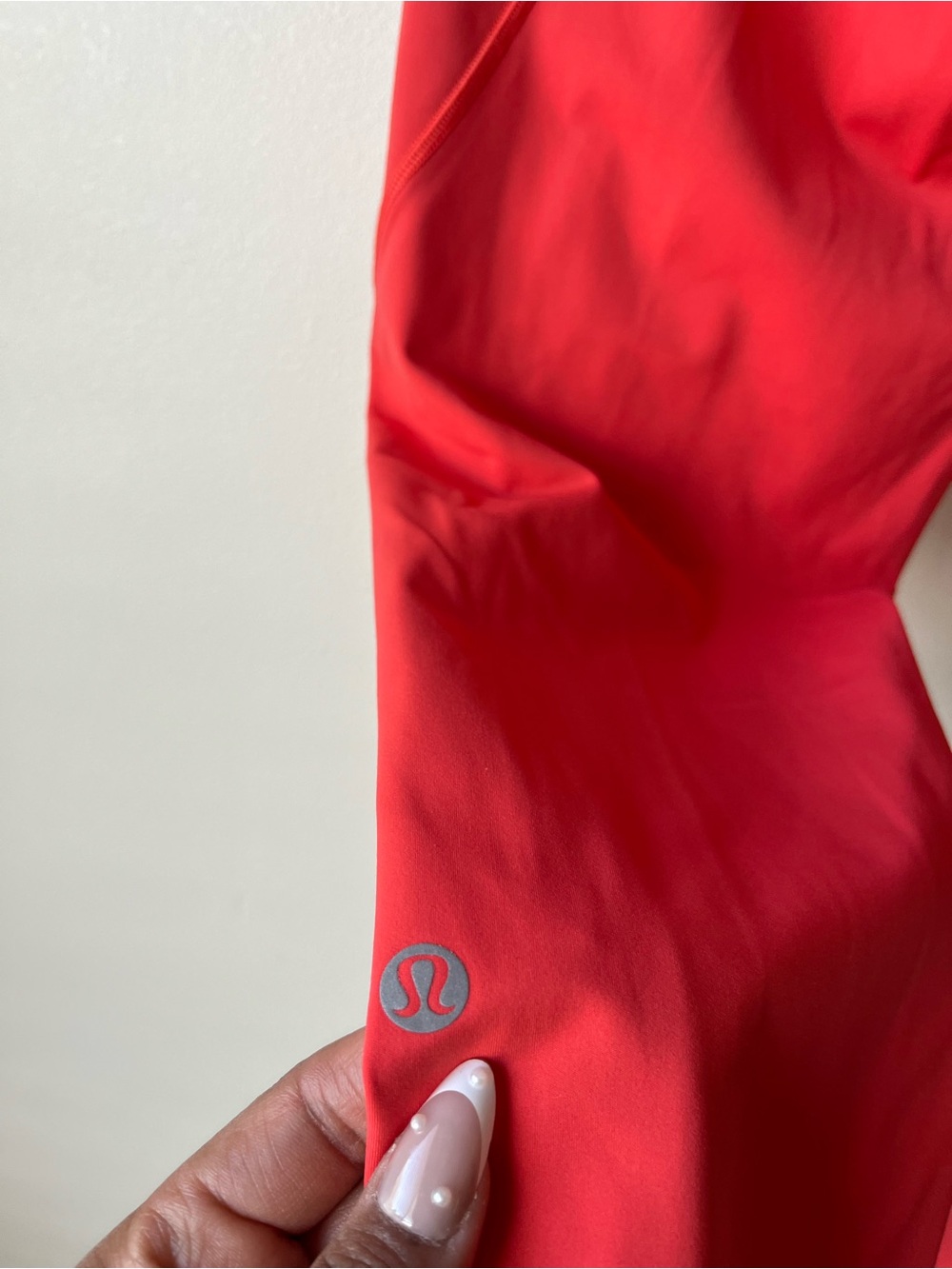 Lululemon Fast & Free 7/8 Tight II Nulux 25"
Red Orange - Picture 12 of 14